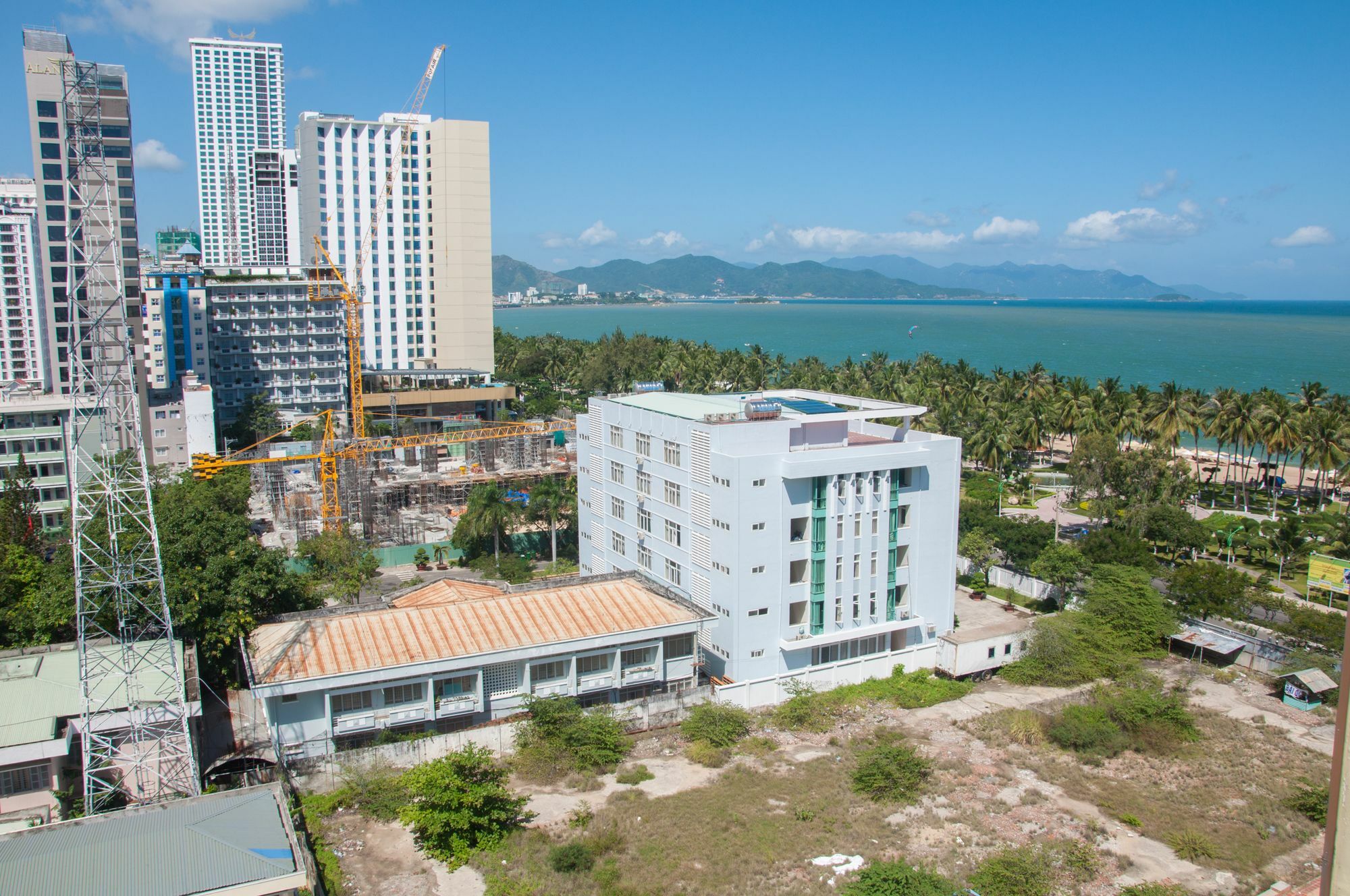 Queen 7 Hotel Nha Trang Exteriör bild