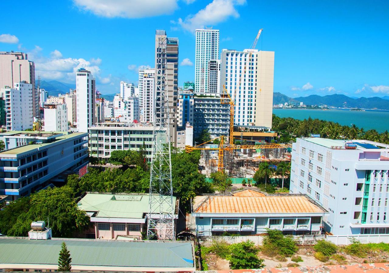Queen 7 Hotel Nha Trang Exteriör bild